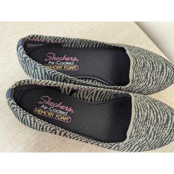 Skechers Cleo Ballet Flats Women’s 9.5 Gray Black Stretch Tiger Stripe Slip On - Picture 6 of 8
